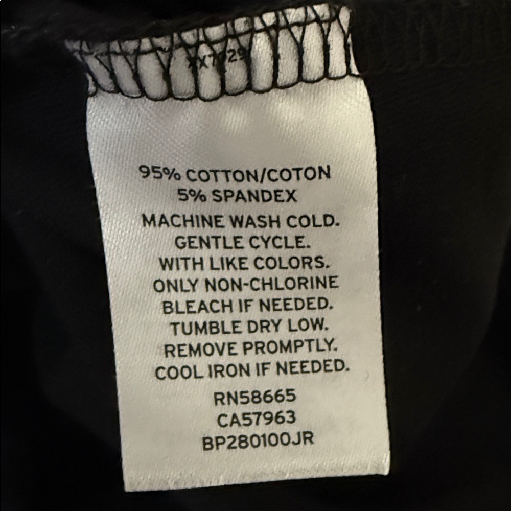 Bp black Crop Top Tank - Picture 3 of 6